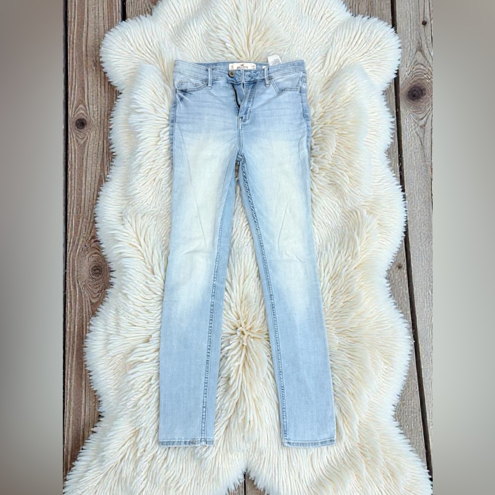 Hollister Women's High Rise Super Skinny Jeans in Light Blue
